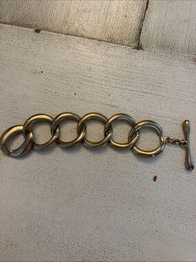 Banana Republic gold chain bracelet